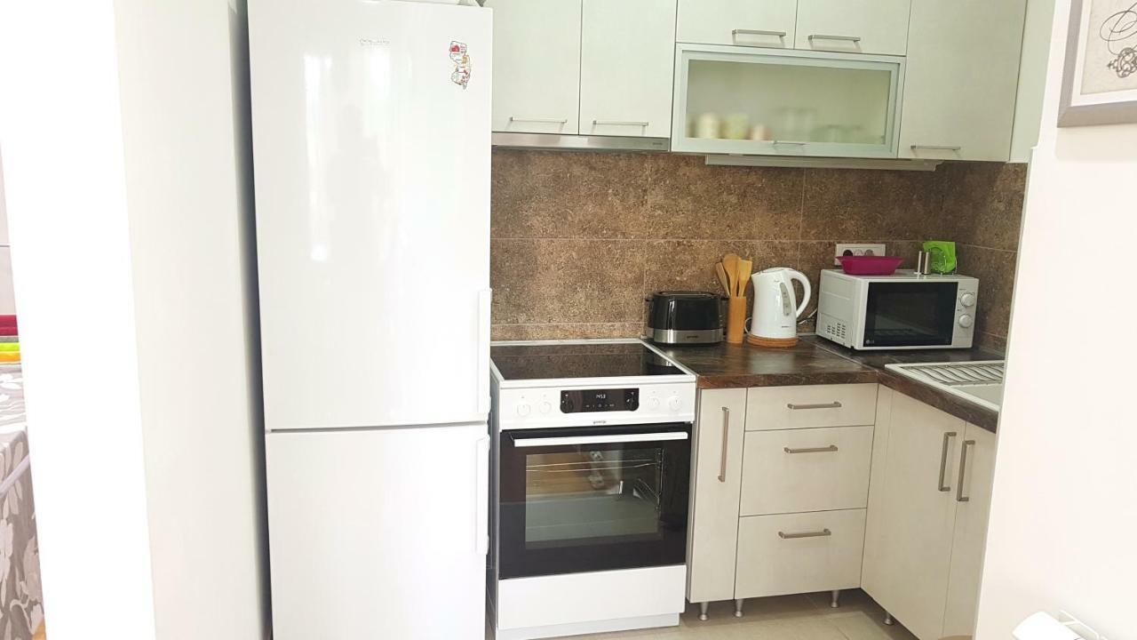 Apartment Iris Belgrade Exterior photo